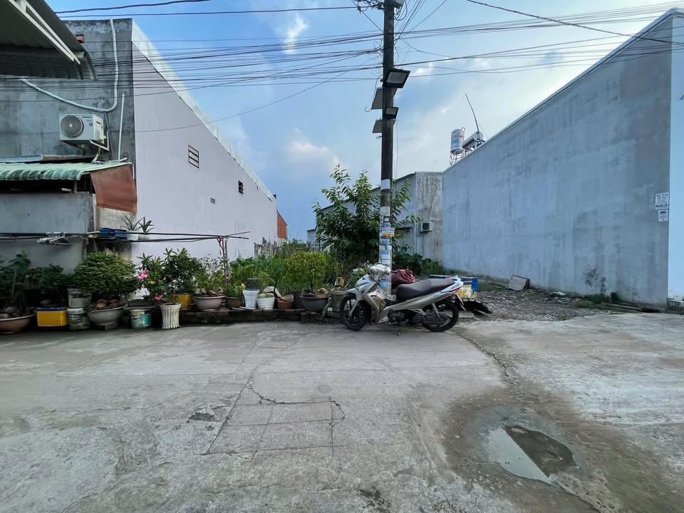 Đất nền KSC Sơn Thủy, 100m² giá 1.35 tỷ - Thổ cư chính chủ!