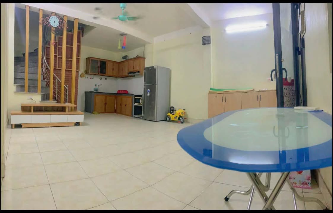 Nhà riêng Phường Văn Chương 15m² giá 4.75 tỷ - Lô góc thông thoáng, vào ở ngay!