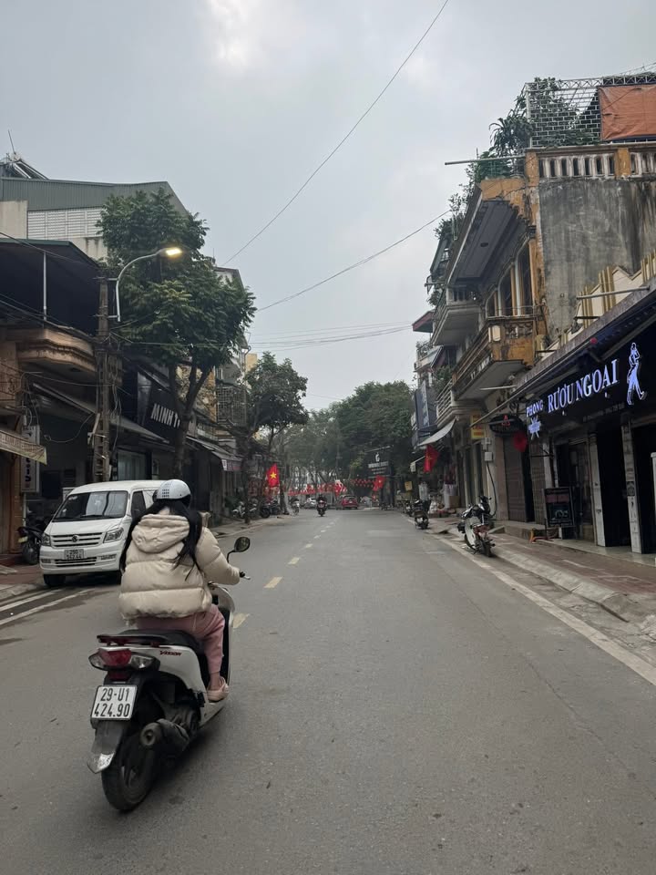 FrontHouse Phố Phùng Khắc Khoan, Sơn Tây 84m² giá 12 tỷ - Đầu tư sinh lời ngay!