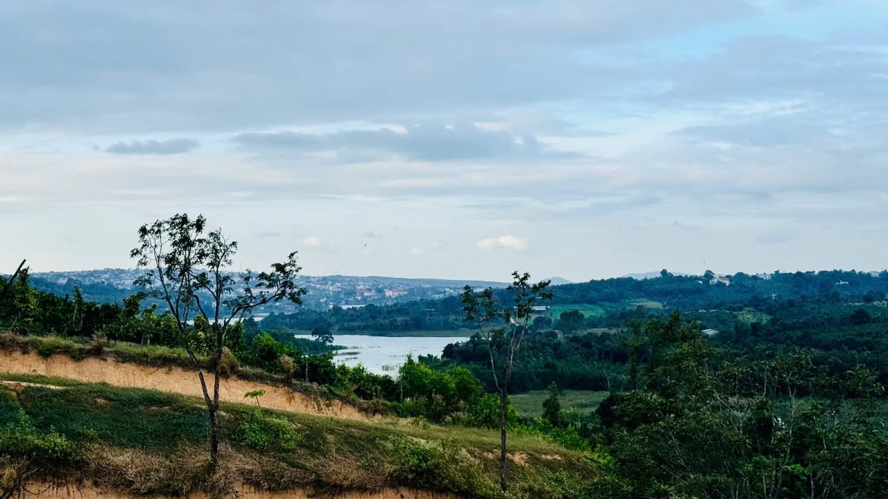 Đất nền TDP4, Thị trấn Ea Drăng, 527m² giá 230 triệu - View đẹp, ô tô vào tận nơi!