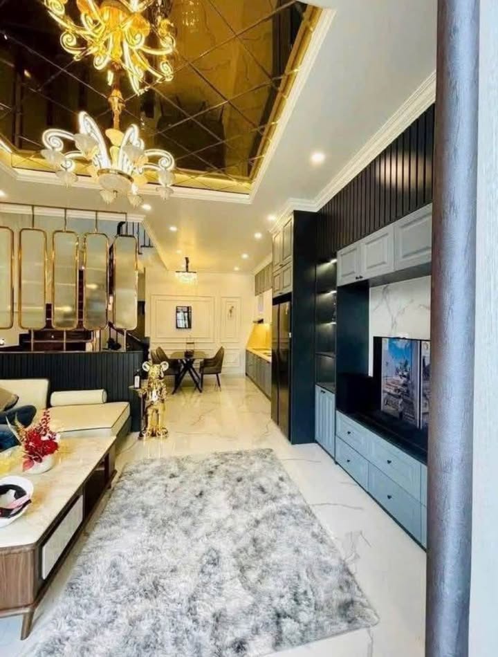 Nhà 3 tầng đường 11,5m Hương Long Huế 90m² giá 3.6 tỷ - Full nội thất sang trọng!