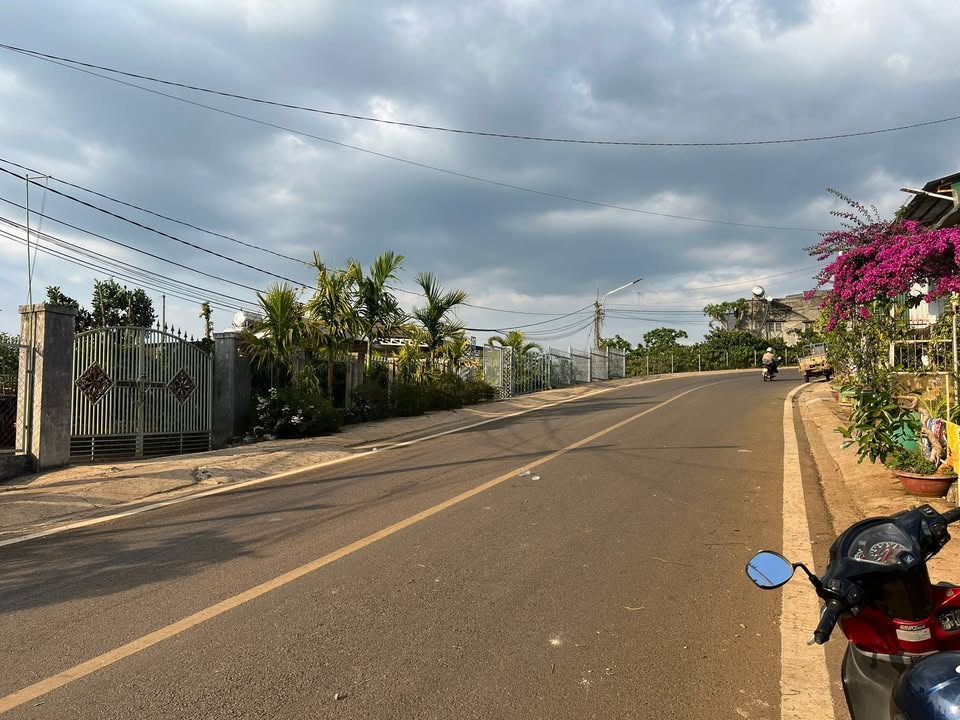 Đất thổ cư 197m² tại thị trấn Di Linh - Giá chỉ 1.5 tỷ, mặt tiền nhựa!