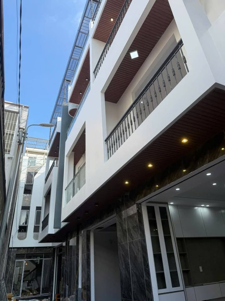 Nhà 4 tầng Đường Lực Hành Đằng Lâm 48m² giá 3.98 tỷ - Thiết kế sang trọng, ô tô đỗ cửa!