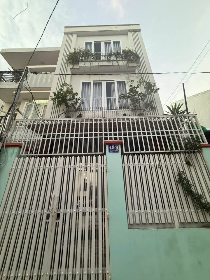 Nhà 3 Tầng 49/9 Lê Hồng Phong, Nha Trang 72.7m² giá 6.5 tỷ - Đường rộng xe ô tô vào tận nơi!