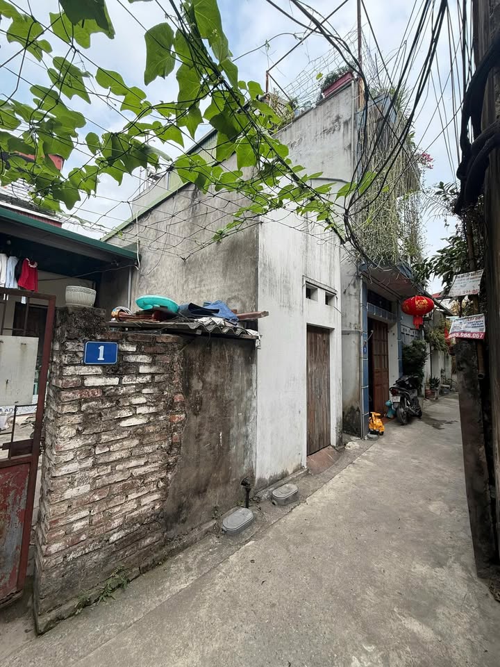 Nhà cấp 4 Ngõ 604 Ngọc Thụy 33m² giá 2.1 tỷ - Đầu tư sinh lời ổn định!