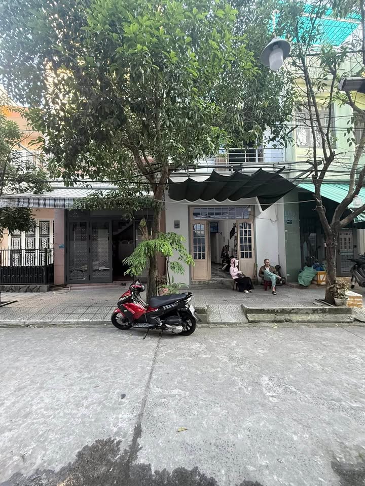 Nhà mặt tiền Trần Cao Vân, Đà Nẵng 73m² giá 5.9 tỷ - Kinh doanh thuận lợi!