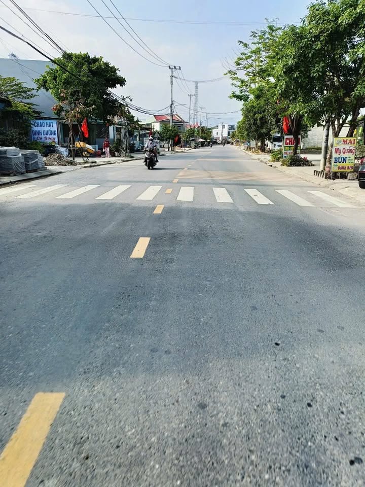 Đất nền Hòa Khánh Bắc, Đà Nẵng 60m² giá 1.54 tỷ - Sổ đỏ chính chủ, tiện ích đầy đủ!