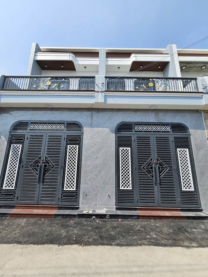 Nhà 1 trệt 1 lầu gần Vòng Xoay Cầu Hang, Biên Hòa 81.6m² giá 3.95 tỷ - Sổ hồng hoàn công