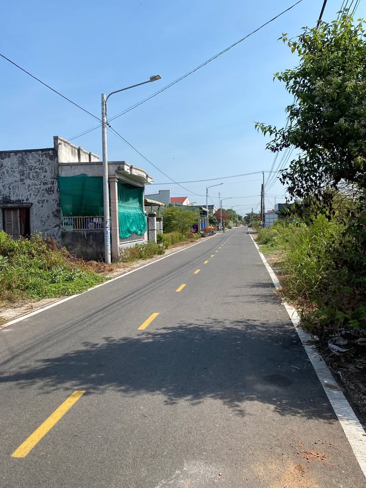 Đất nền Lộc An - Bà Rịa Vũng Tàu 200m² giá 2.7 tỷ - Vị trí trung tâm đắc địa!