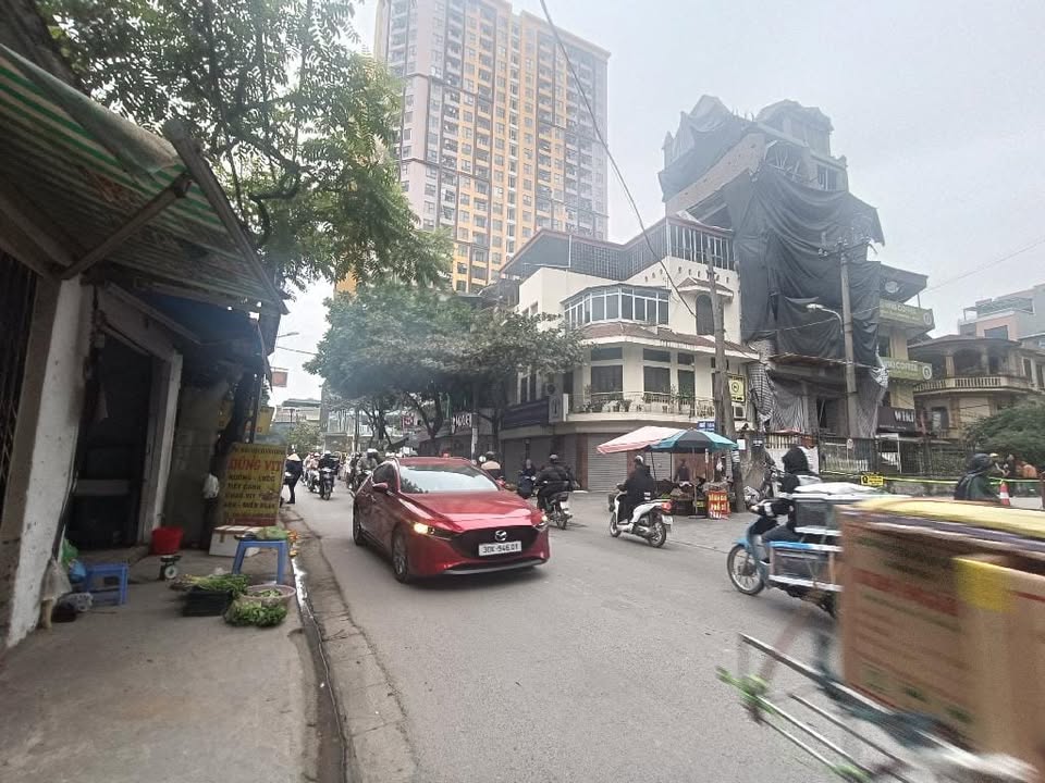 Nhà đẹp Khương Đình, Thanh Xuân 45m² giá 4.25 tỷ - Gần phố, ô tô đỗ cửa!