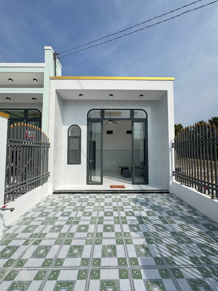 Nhà mới hoàn thiện Hẻm 28 Trần Phú 81m² giá 999 triệu - Sẵn sàng vào ở!