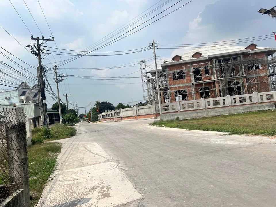 Đất nông nghiệp xã Đức Hòa Thượng 2040m² giá 4.6 tỷ - Sổ hồng chính chủ!