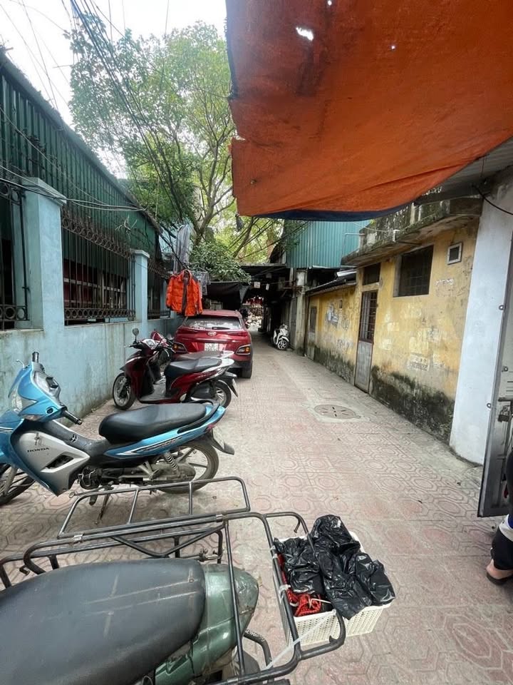 Căn hộ tập thể Lò Đúc 65m² giá 4.48 tỷ - Sổ đỏ chính chủ, ô tô đỗ tận nhà!