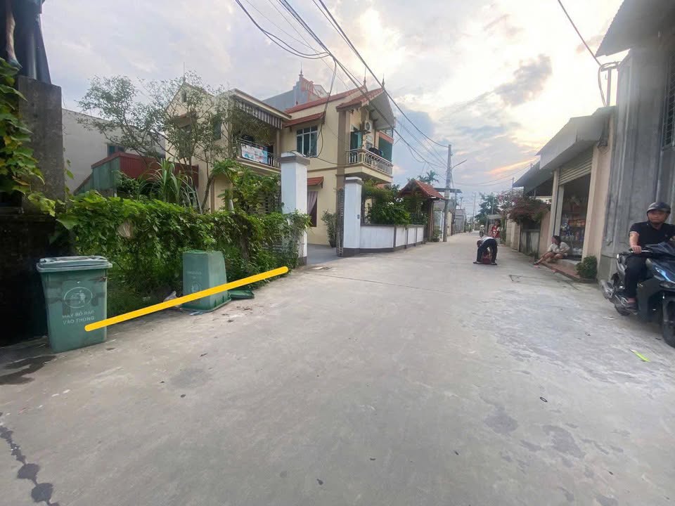 Đất nền Xã Hồng Vân, Thường Tín 76.7m² giá 6.309 tỷ - Vị trí đắc địa, tiện ích đầy đủ!