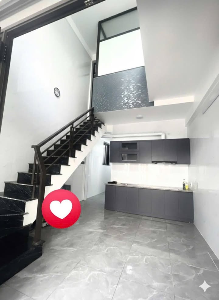 Nhà 2 tầng cho thuê tại Đường Hồng Sơn, 110m² - Nhà mới, nội thất đầy đủ!