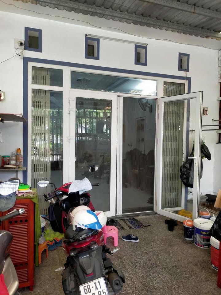 Nhà + Nhà Yến Đường Tuệ Tĩnh, Rạch Giá 300m² - Kinh Doanh Thuận Lợi!