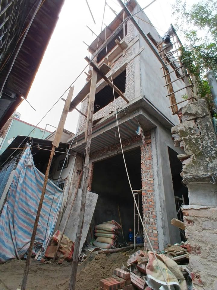 Nhà 3 tầng 183 Đình Đông, 43m² giá 3.1 tỷ - Bán gấp chính chủ!