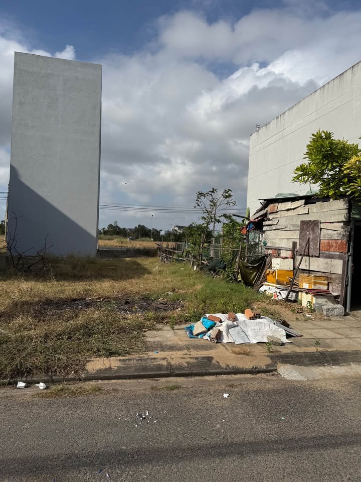 Đất thổ cư Khu LK Phú Thạnh, Tuy Hoà 80m² giá 1.5 tỷ - Đầu tư sinh lời!