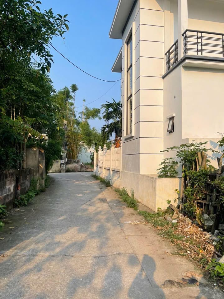 Đất nền mặt tiền ngõ 153 Vũ Hữu Lợi, 70.6m² giá 1.XX tỷ - Cần bán gấp!