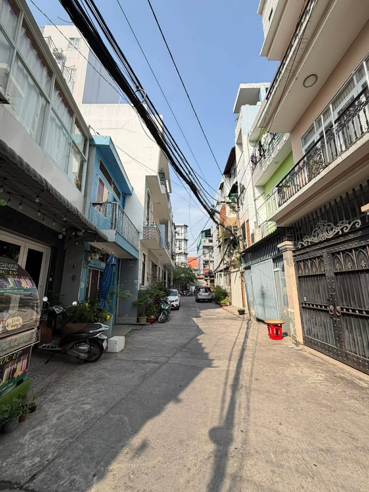 Nhà phố Tân Hương, Tân Phú 60m² giá 6.6 tỷ - Hướng Nam, pháp lý rõ ràng!