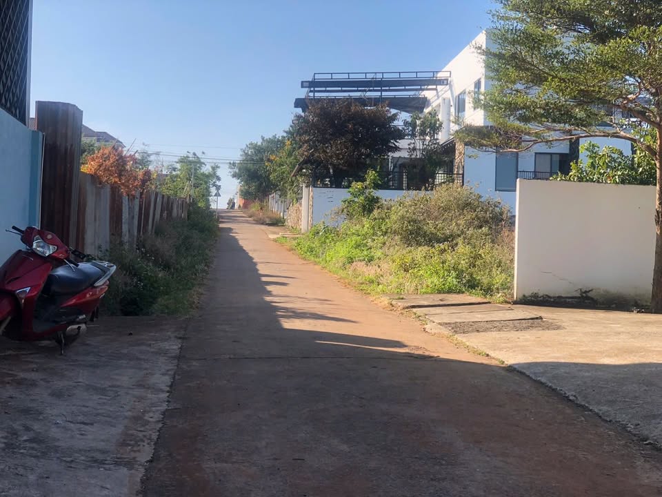 Đất nền thổ cư Buôn Ma Thuột 100m² giá 1.6 tỷ - Đầu tư sinh lời hấp dẫn!