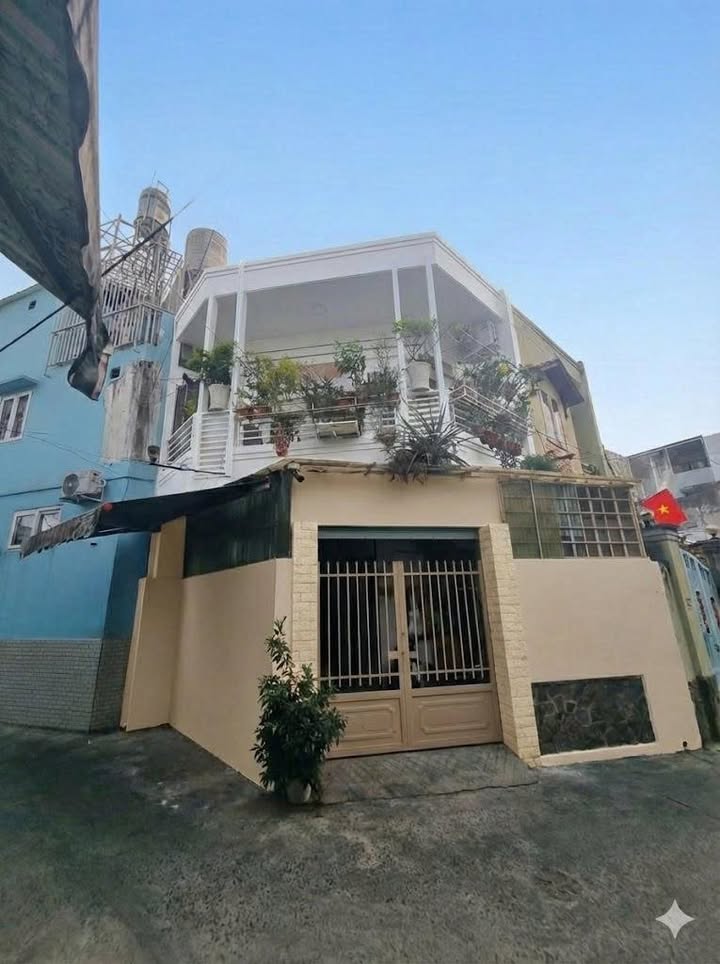 Nhà FrontHouse Đường Hoàng Diệu 2, 60m² giá 5.8 tỷ - Góc 2 Mặt Tiền, Đẹp Như Mơ!