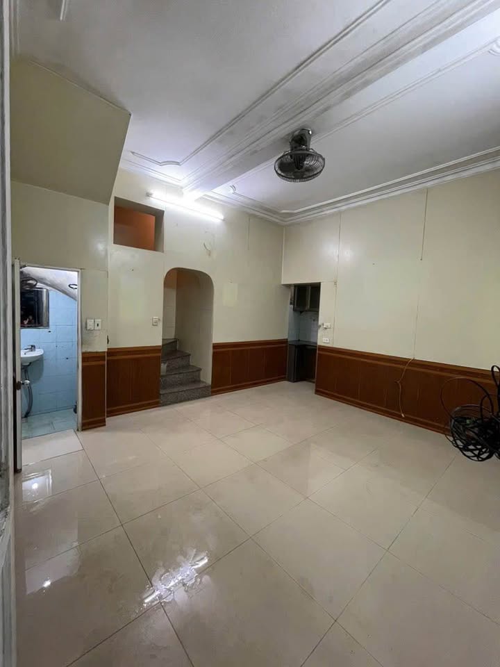 Nhà 2 Tầng Mặt Ngõ 49 Nguyễn Công Trứ 30m² Giá 1.59 Tỷ - Nhà Nằm Trong Khu Dân Cư Đông Đúc