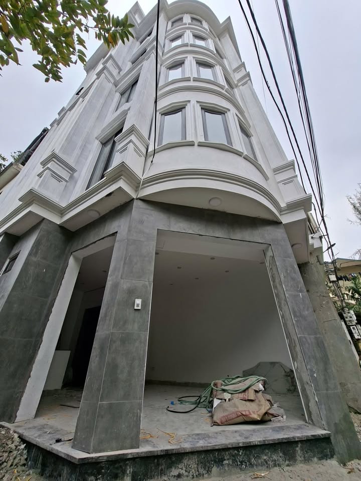 Townhouse Di Trạch 34m² giá 7.2 tỷ - Thiết kế Tân cổ điển sang trọng!