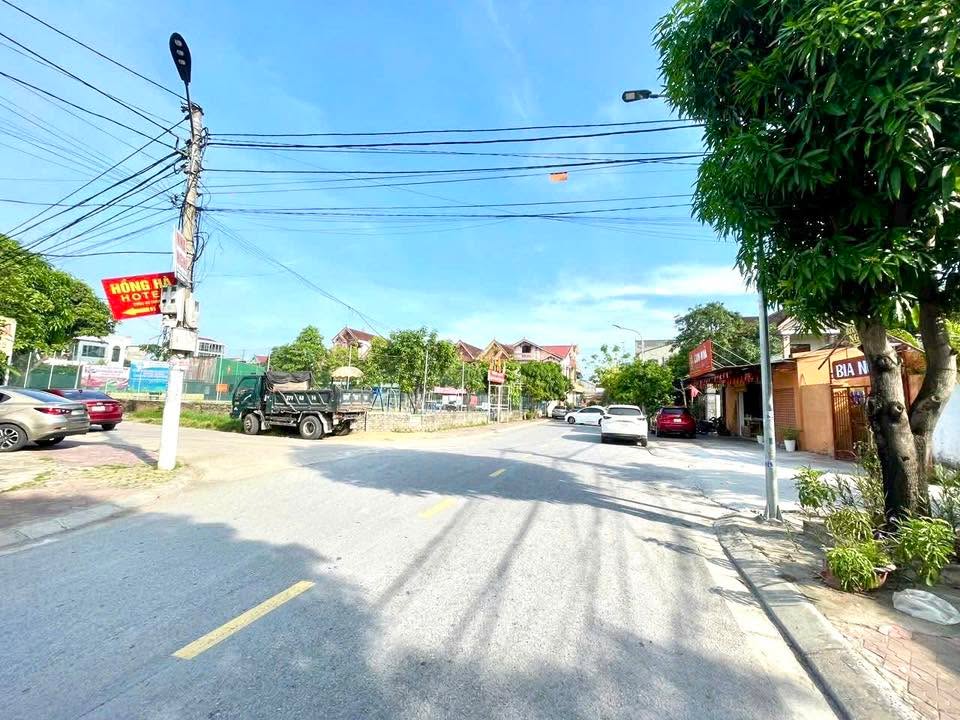 Đất Kinh Doanh tại Phường Hà Huy Tập, 147m² chỉ 1 tỷ - Cơ hội đầu tư hấp dẫn!