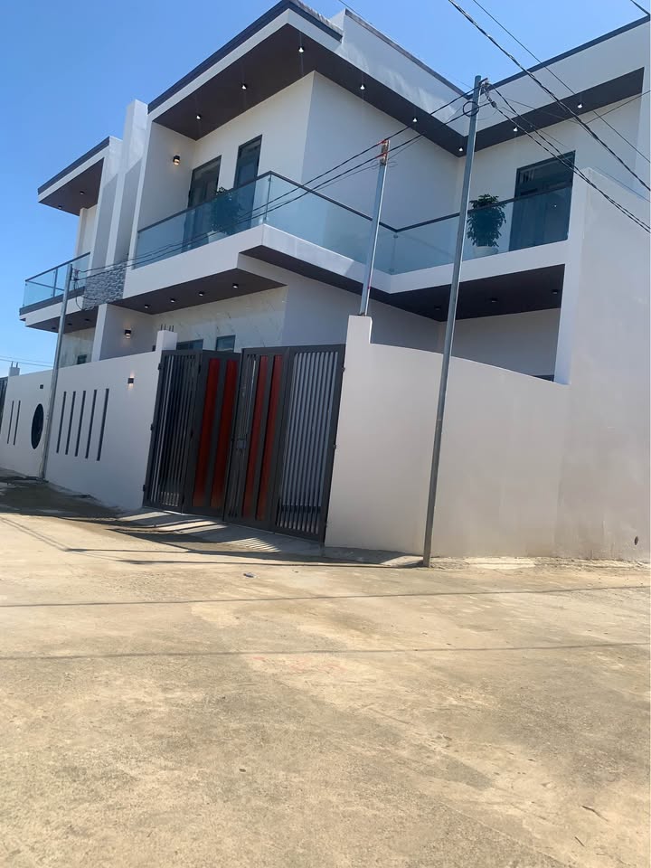 Nhà riêng Diên Toàn, Huyện Diên Khánh, 86m² giá 2.79 tỷ - Thiết kế đẹp, đầy đủ tiện nghi!