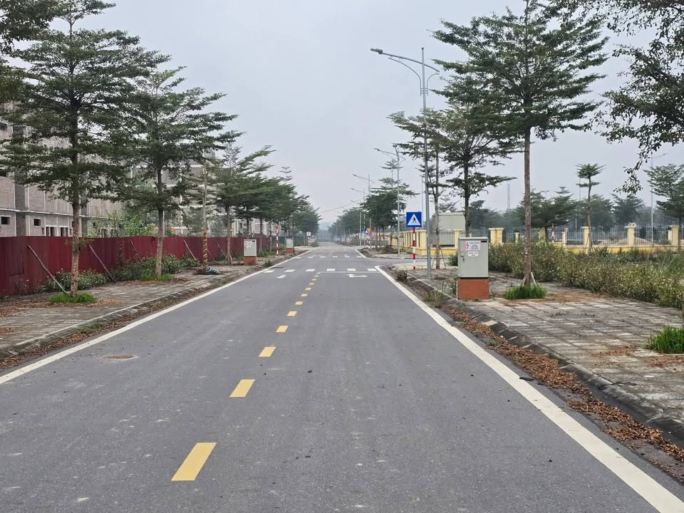 Đất vàng Đồng Văn 90m² giá 4 tỷ - Cơ hội đầu tư hấp dẫn!