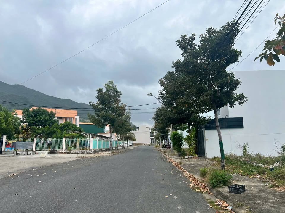 Lô đất 2 mặt tiền TĐC Đất Lành Nha Trang 90m² giá 4.5 tỷ - Cơ hội đầu tư hấp dẫn!