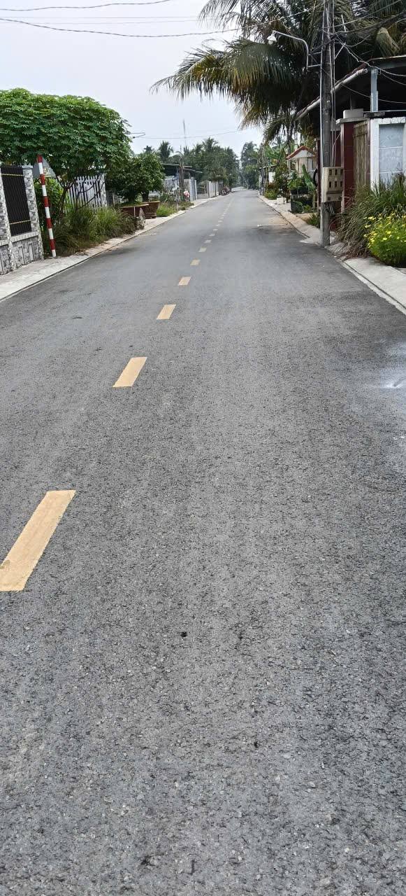 Đất nền góc 2 mặt tiền thị trấn Châu Thành, Bến Tre - Sổ hồng chính chủ, Giá chỉ 2.3 tỷ