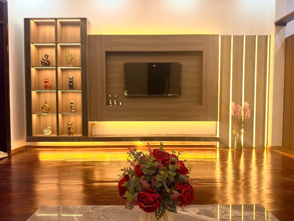 Nhà đẹp đường Hồ Xuân Hương, 77m² giá 3.48 tỷ - Full nội thất, chuyển công tác!