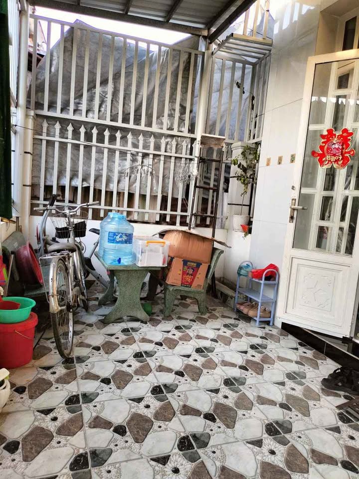 Nhà phố Cần Giuộc 40m² giá 1.1 tỷ - Hướng Đông Bắc, chính chủ bán gấp!