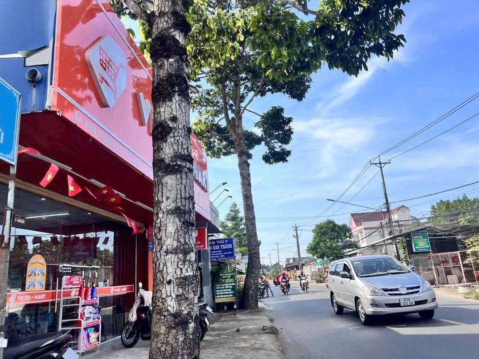 Nhà riêng Phú Khương, Bến Tre 180m² giá 750 triệu - Sẵn sàng vào ở ngay!