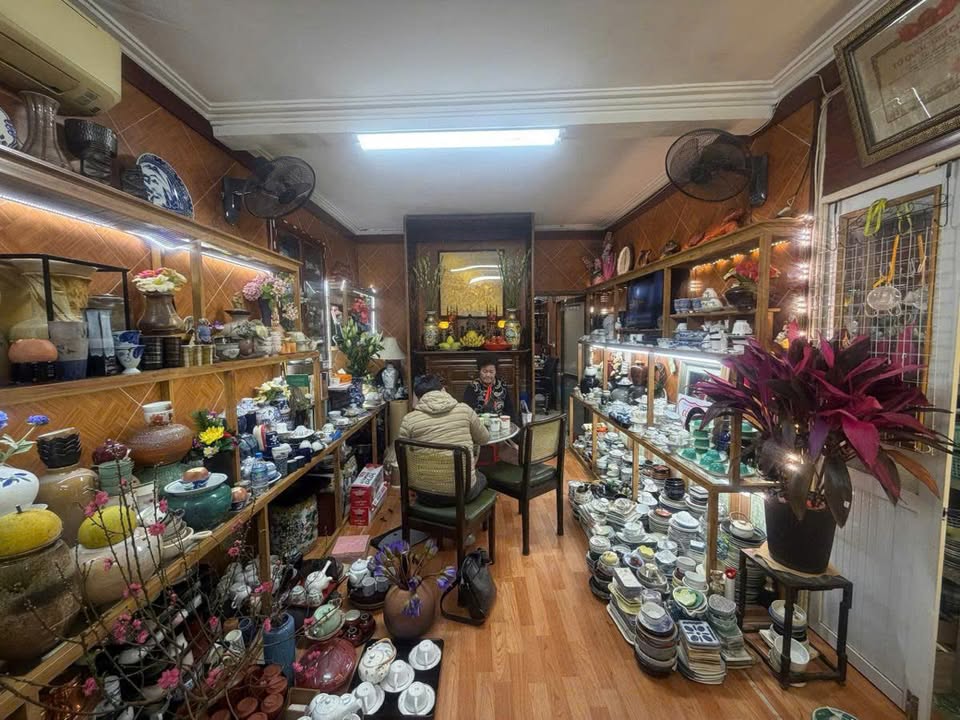 Căn hộ Huỳnh Thúc Kháng, Đống Đa 75m² - Kinh doanh vỉa hè, giá tốt!