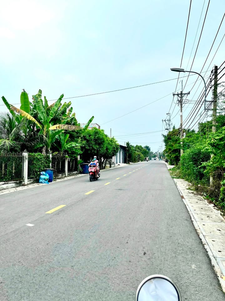 Đất thổ cư 180m² tại Củ Chi giá 2.8 tỷ - Xây dựng tự do ngay!