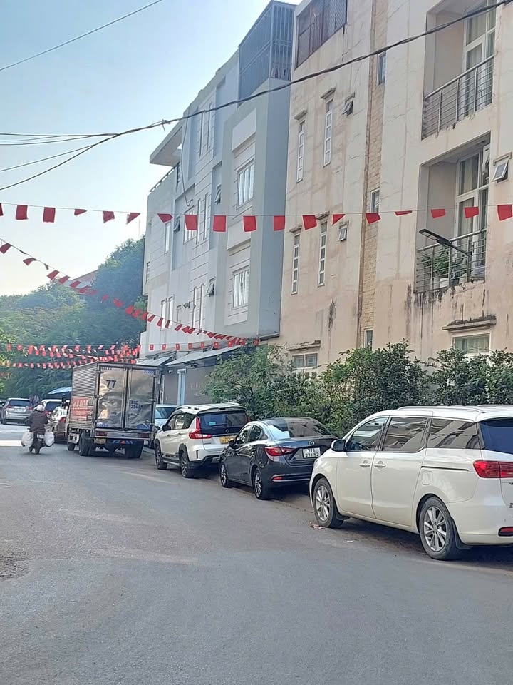 Nhà 4 tầng Bình Trưng Tây 95m² giá 11.9 tỷ - Đầu tư sinh lời 35 triệu/tháng!