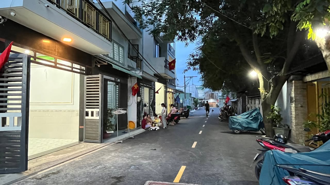 Nhà phố Tân Chánh Hiệp Q12 76m² giá 6.5 tỷ - Nhà mới vào ở ngay!