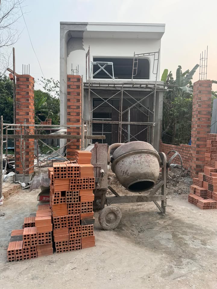 Nhà mới xây gần hoàn thiện tại Trần Văn Mười, Hóc Môn - 108m² chỉ 4.95 tỷ!