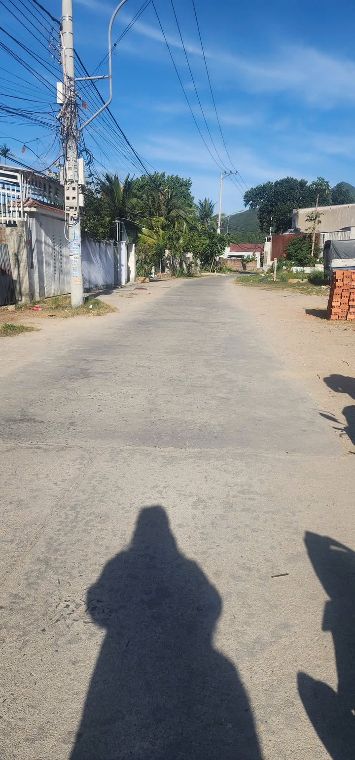 Đất nền Xã Phước Đồng 98.6m² giá 3.17 tỷ - Vị trí đắc địa, tiện ích đầy đủ!