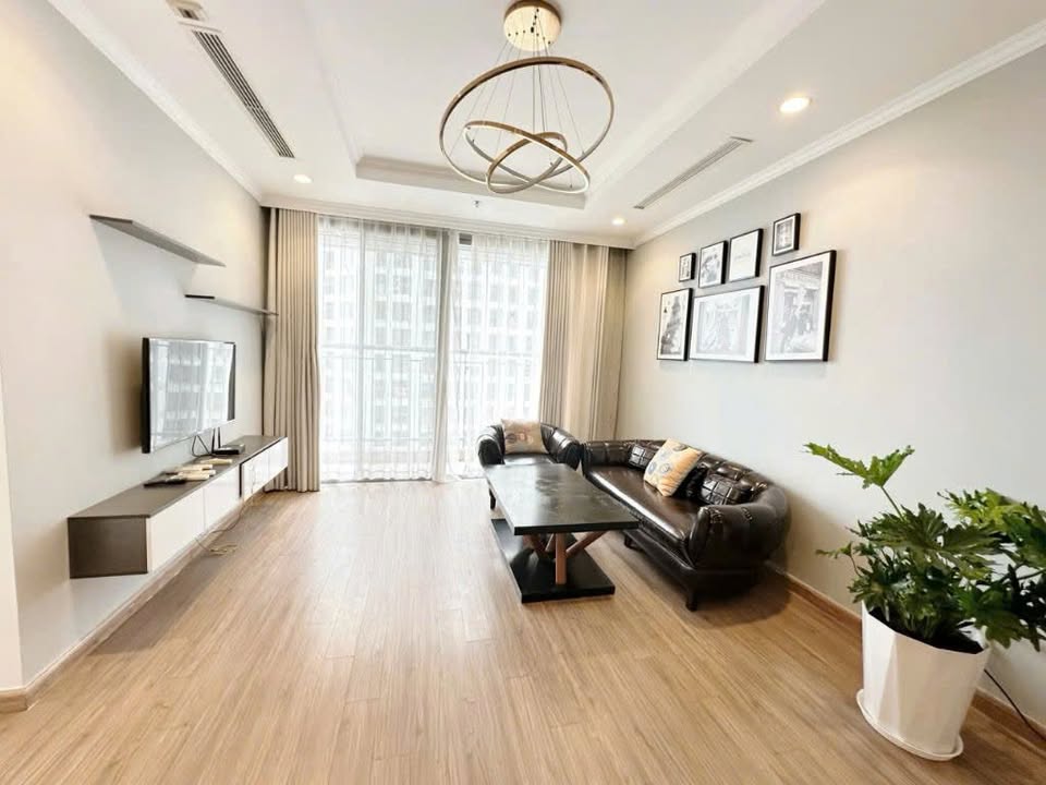 Căn hộ 4 phòng ngủ tại Phường 11, Quận 11, 149m² - Nhà mới full đồ đẹp!