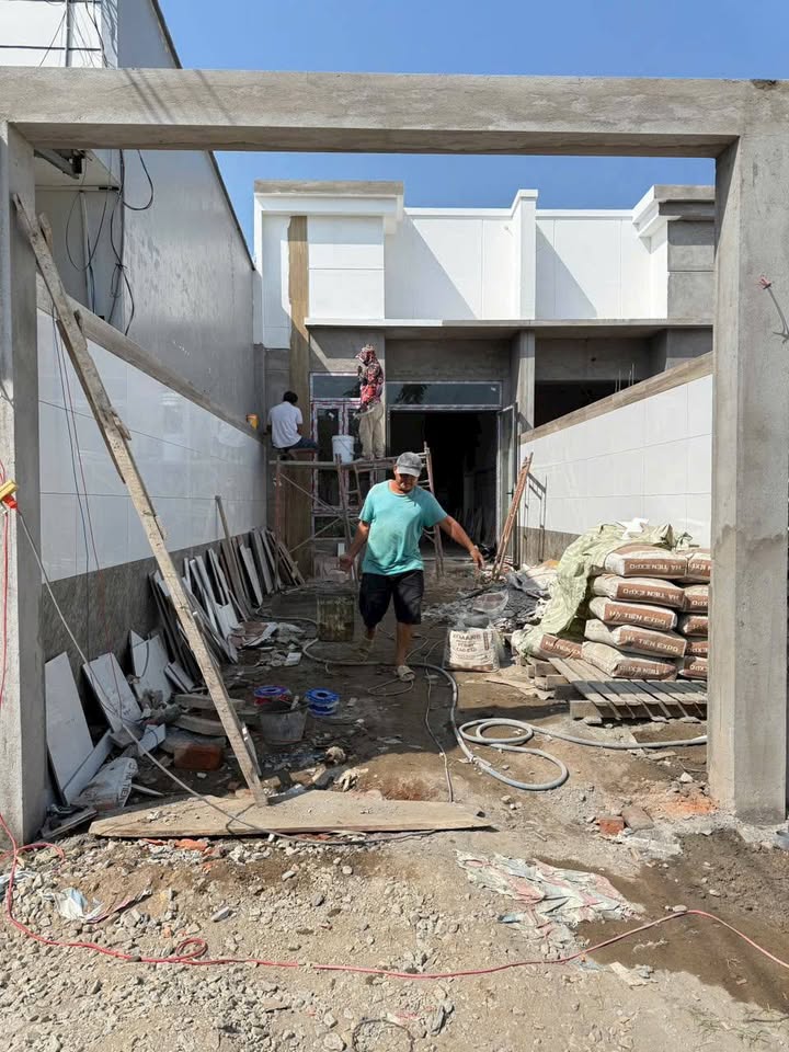 Nhà liền kề hẻm 204 Đoàn Thị Điểm, 80m² giá 1.39 tỷ - Sẵn sàng vào ở!