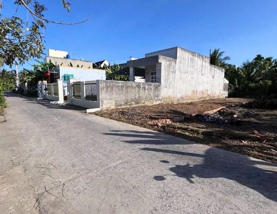 Đất thổ cư 140.9m² tại Phú Nhuận, Bến Tre - Giá chỉ 850 triệu!
