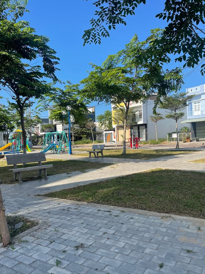 Đất nền view công viên Trần Phú, Quy Nhơn 56m² giá 3 tỷ - Đầu tư sinh lời lý tưởng!