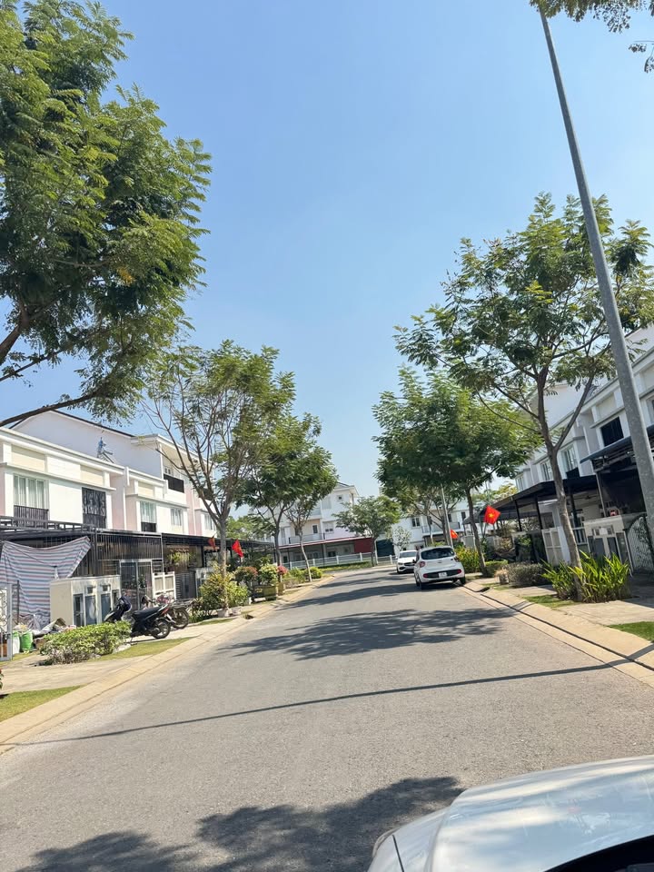 Nhà nhỏ Vườn Thiên Đàng 2, Bến Cát 5m² giá 2.4 tỷ - Đầu tư sinh lời ngay!