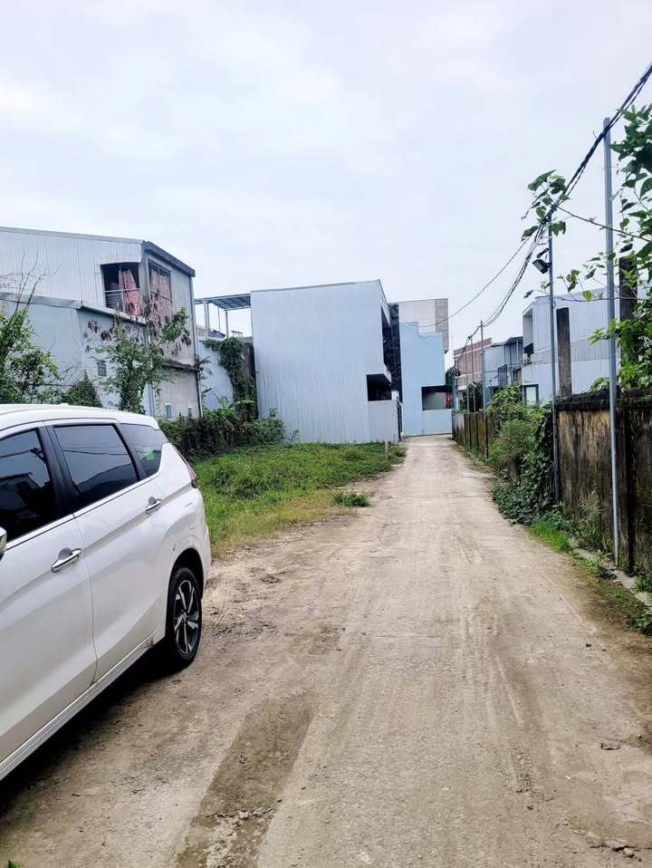 Đất kiệt ô tô tại Tam Thai, Huế 81.2m² giá 1.7 tỷ - Vị trí đắc địa gần trung tâm!