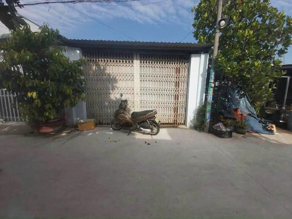 Nhà nát 139m² hẻm xe hơi thông Dương Công Khi, Hóc Môn - Giá chỉ 3.2 tỷ!