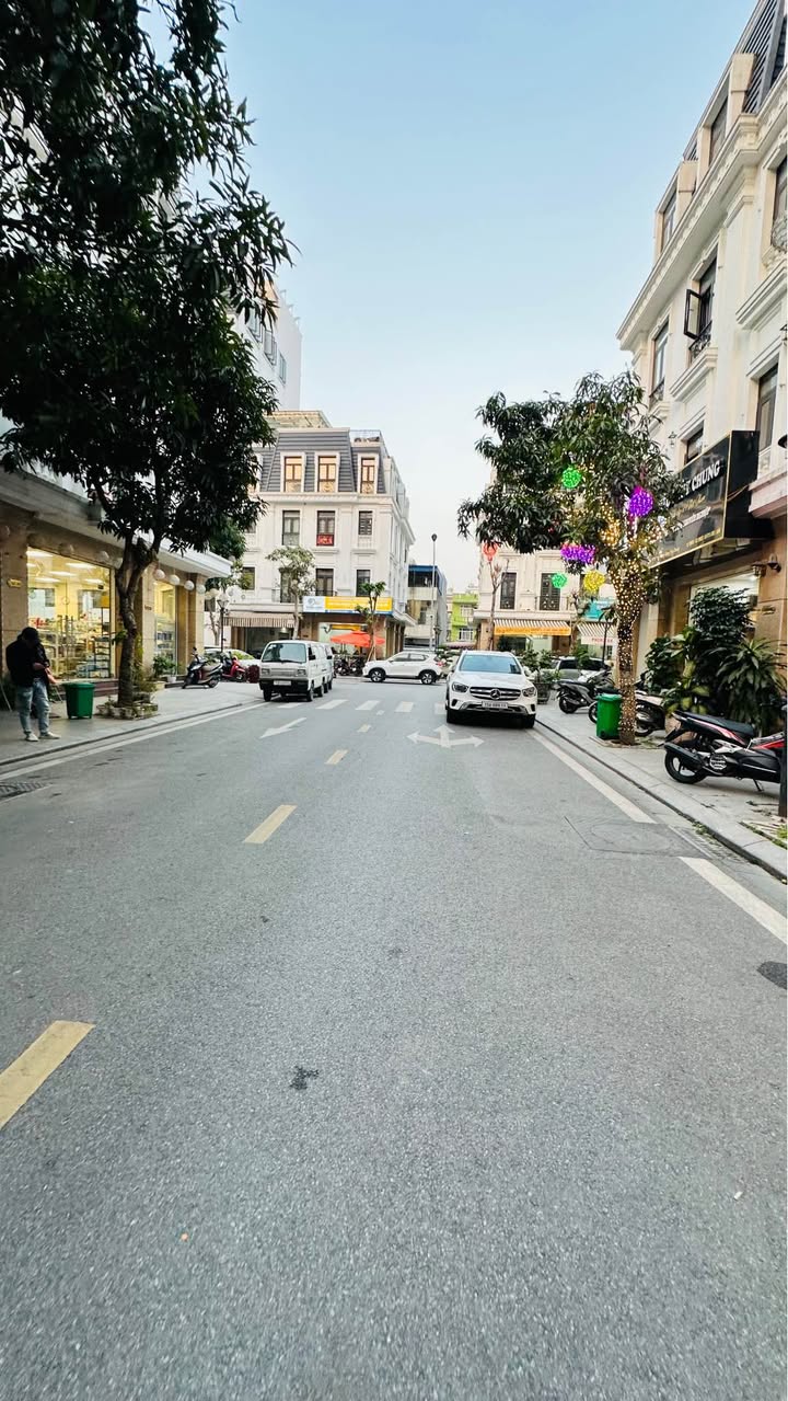 Townhouse Hoàng Huy Mall 235m² giá 30-39 tỷ - Cơ hội đầu tư hiếm có!